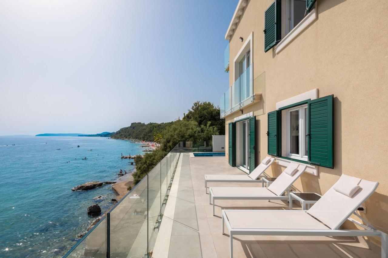 Epetium Beach Villa Сплит Экстерьер фото