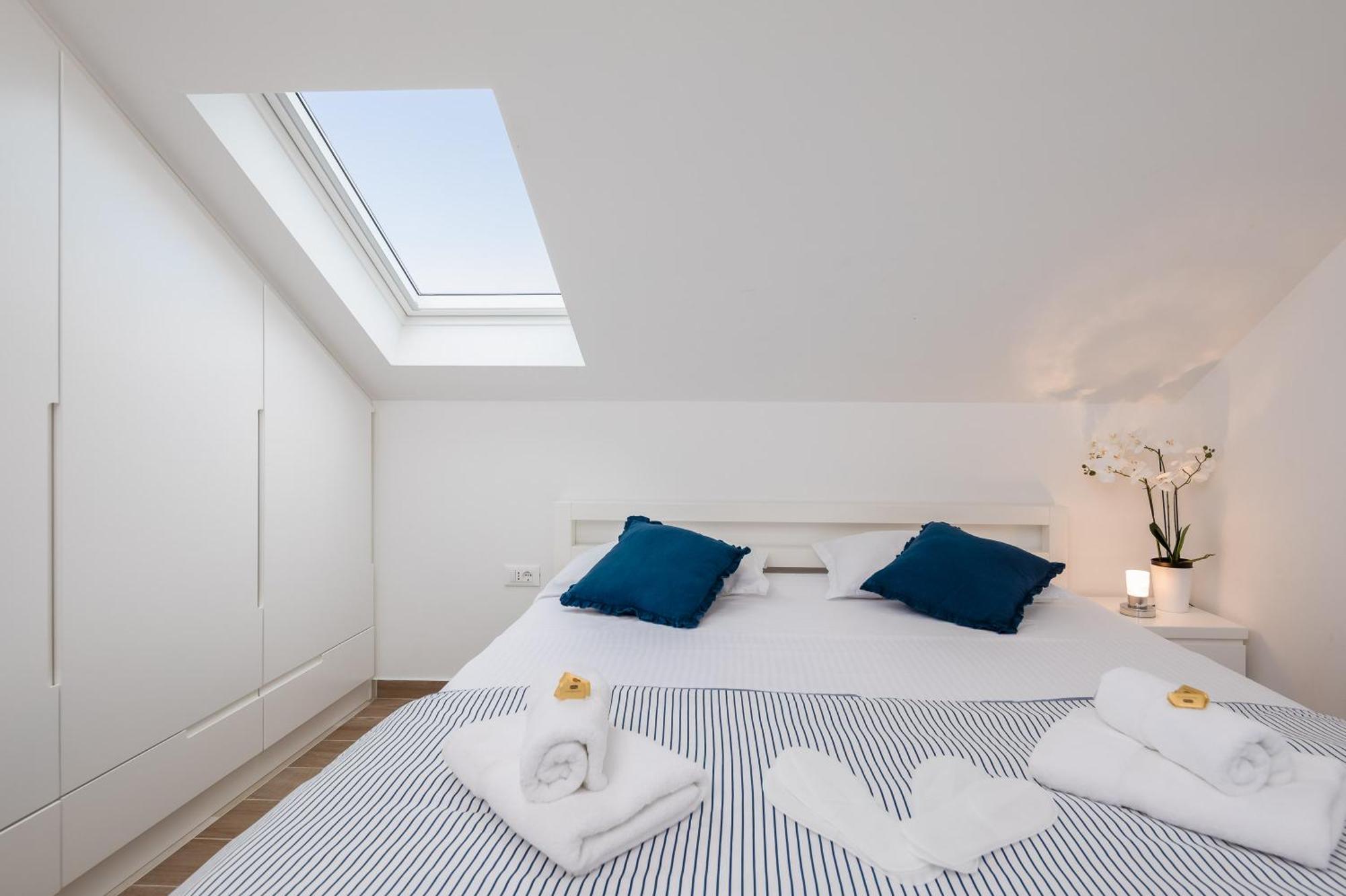 Epetium Beach Villa Сплит Экстерьер фото